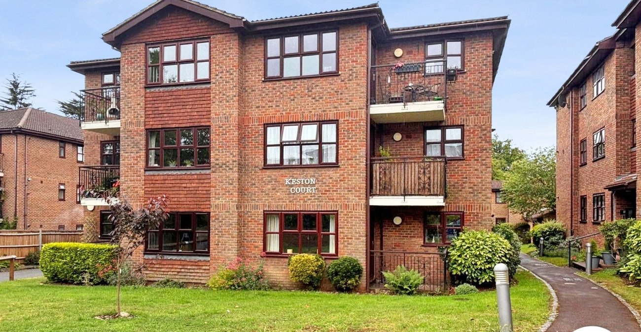 2 bedroom property to rent in Bexley | Robinson Jackson