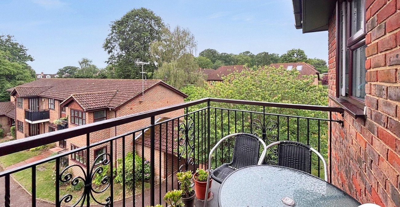 2 bedroom property to rent in Bexley | Robinson Jackson