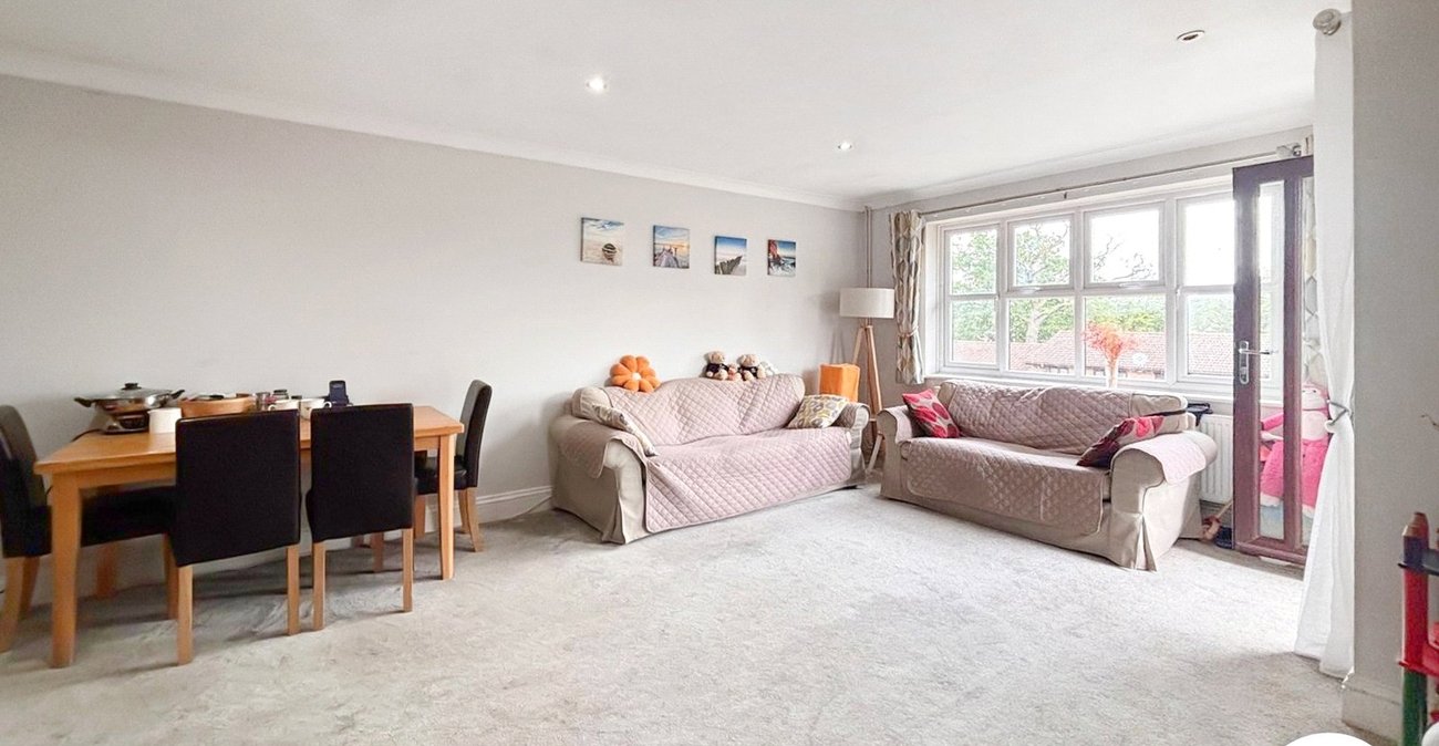 2 bedroom property to rent in Bexley | Robinson Jackson