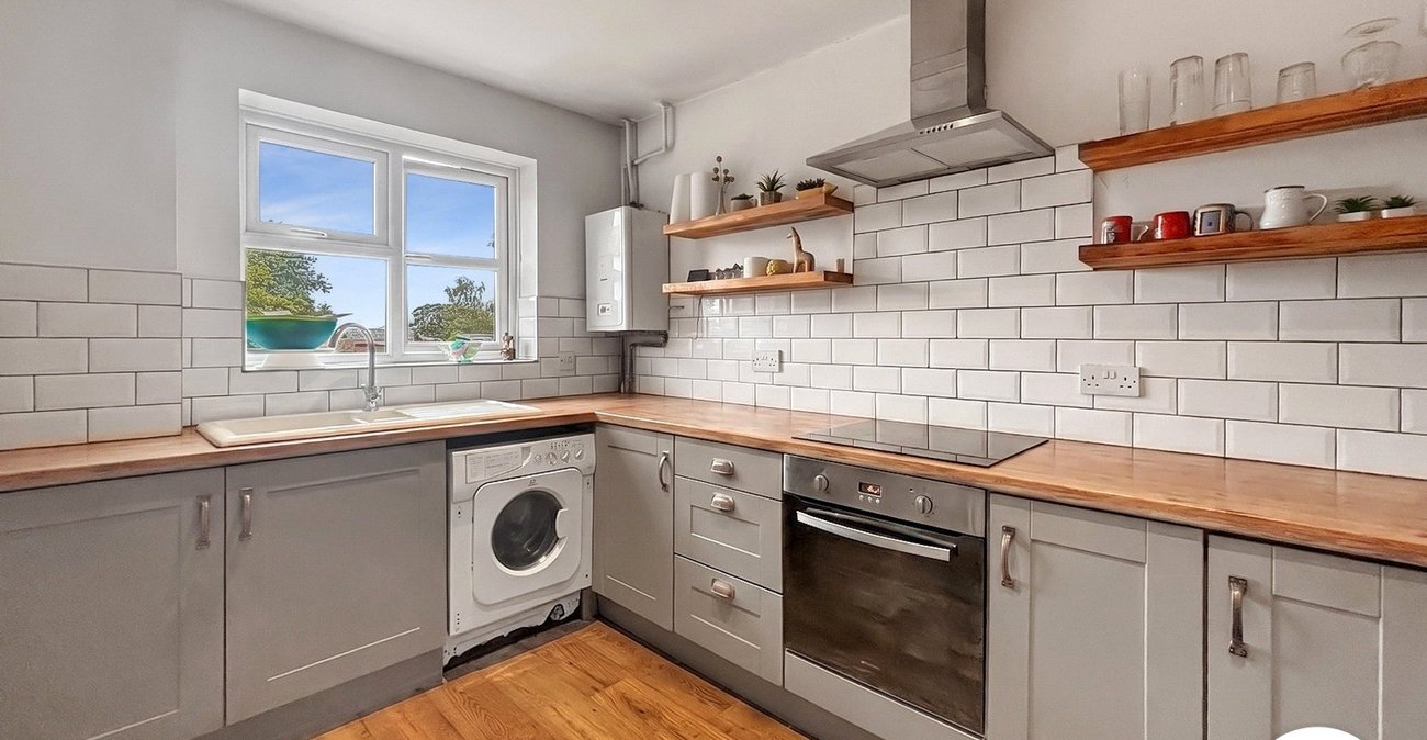 2 bedroom property to rent in Bexley | Robinson Jackson
