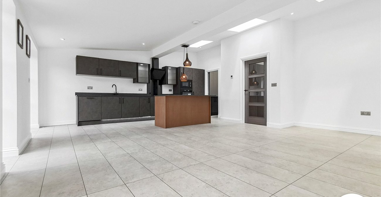 3 bedroom property to rent in Sidcup | Robinson Jackson