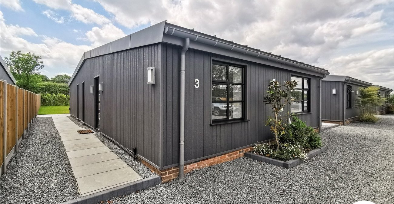 3 bedroom property to rent in Sidcup | Robinson Jackson