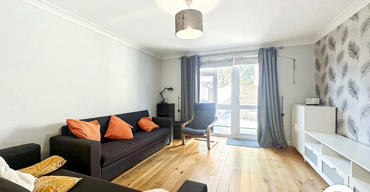 3 bedroom house to rent in London | 