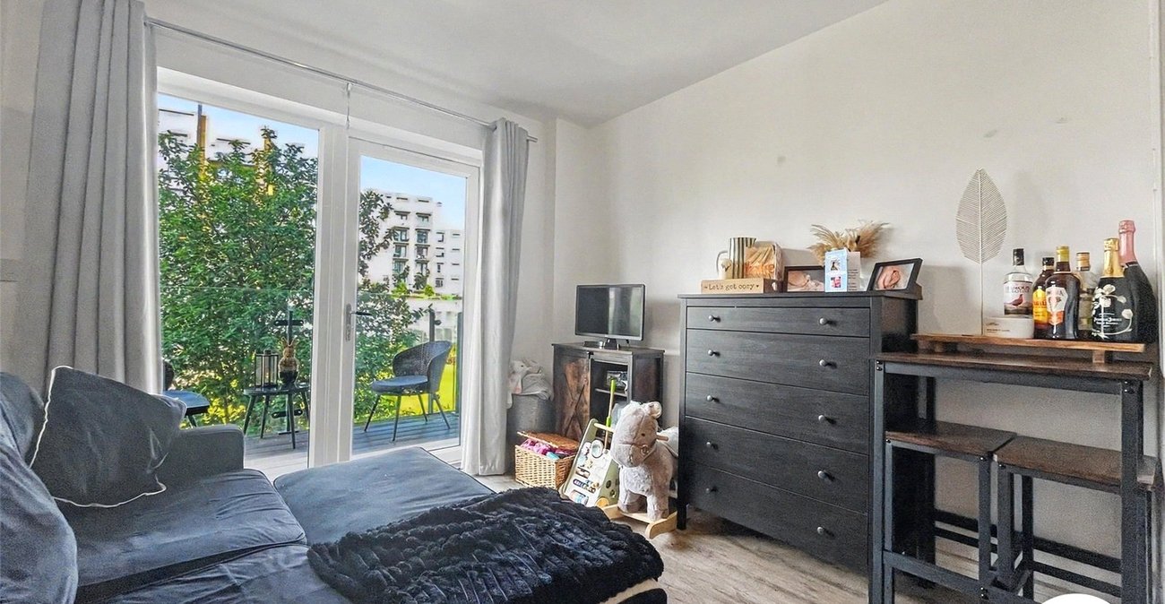 1 bedroom property to rent in Gillingham | Robinson Michael & Jackson