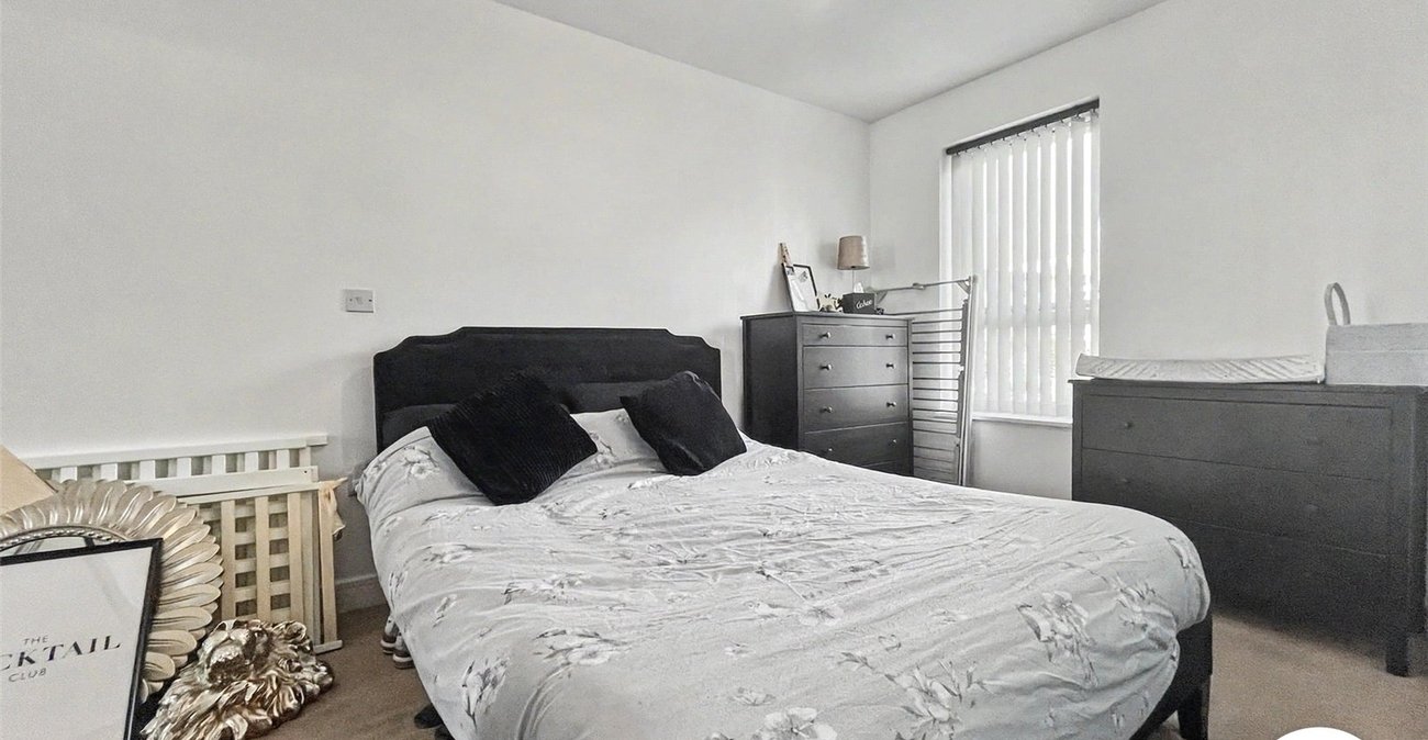 1 bedroom property to rent in Gillingham | Robinson Michael & Jackson