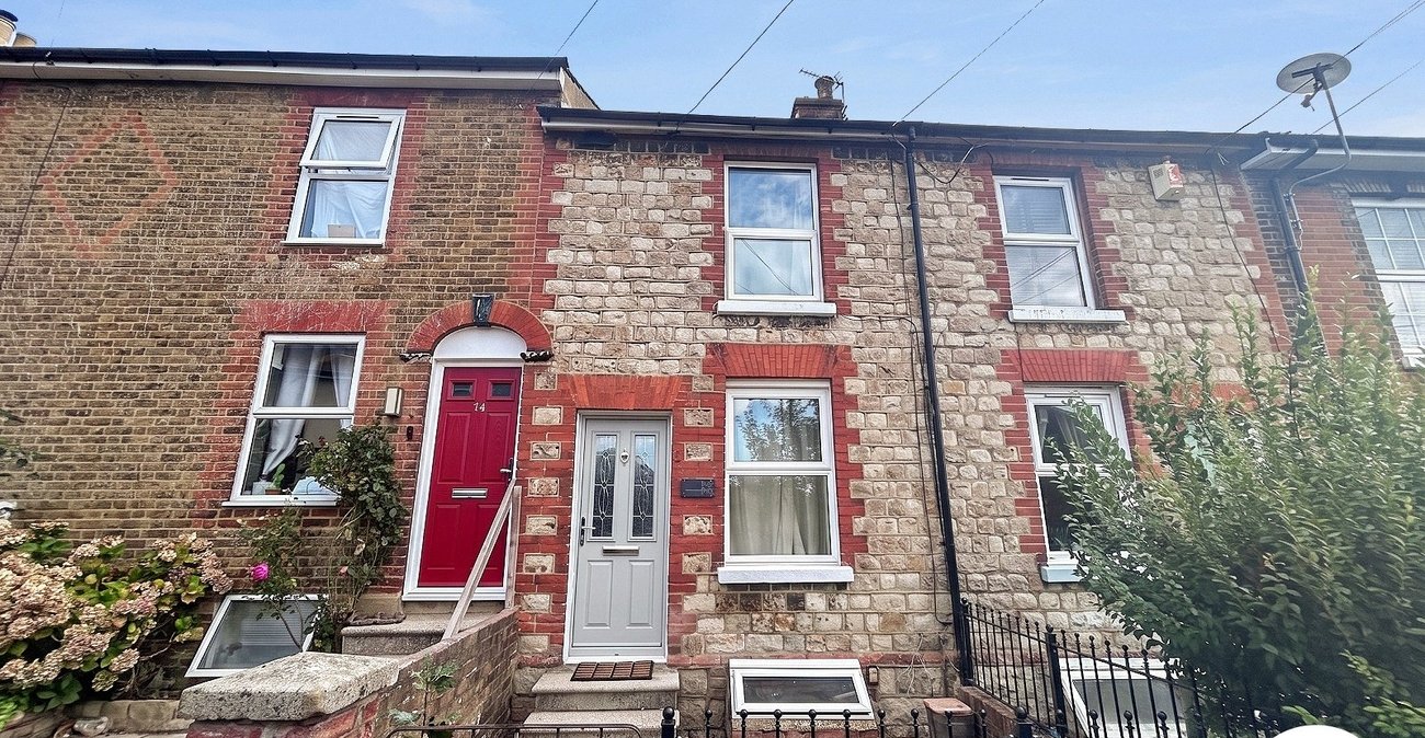 3 bedroom house to rent in Maidstone | Robinson Michael & Jackson