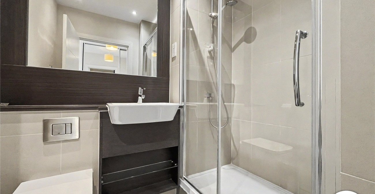 2 bedroom property to rent in Gillingham | Robinson Michael & Jackson