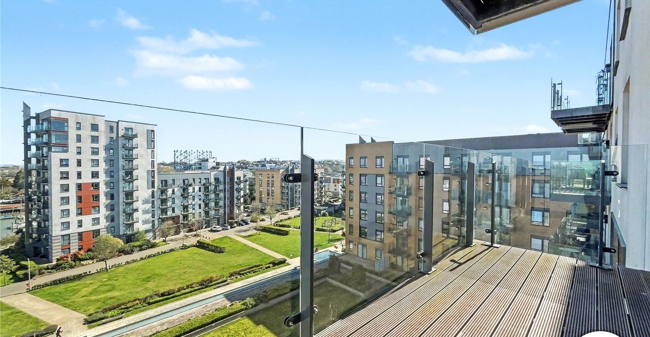 2 bedroom property to rent in Gillingham | Robinson Michael & Jackson