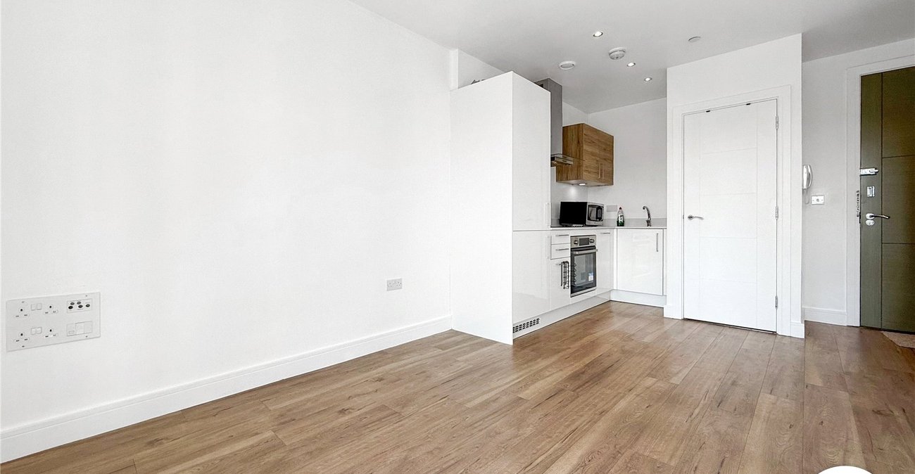 1 bedroom property to rent in Gillingham | Robinson Michael & Jackson