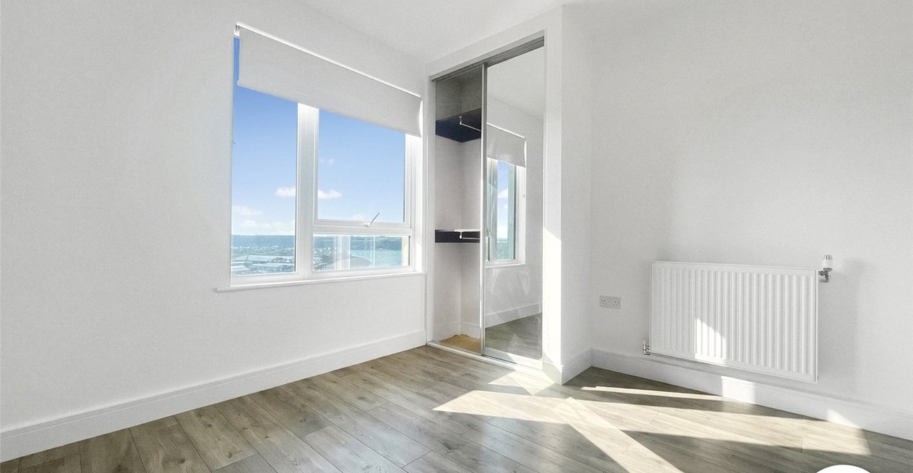 2 bedroom property to rent in Gillingham | Robinson Michael & Jackson