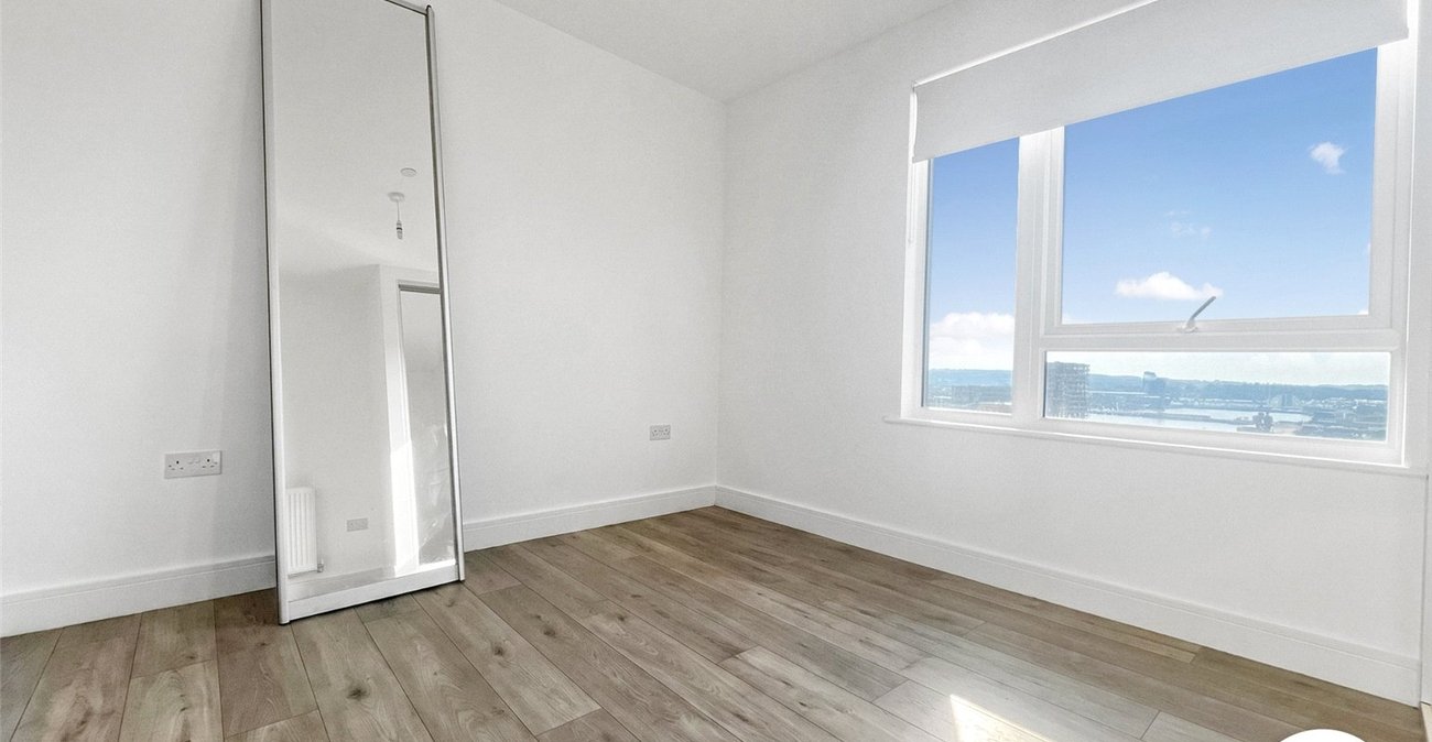 2 bedroom property to rent in Gillingham | Robinson Michael & Jackson
