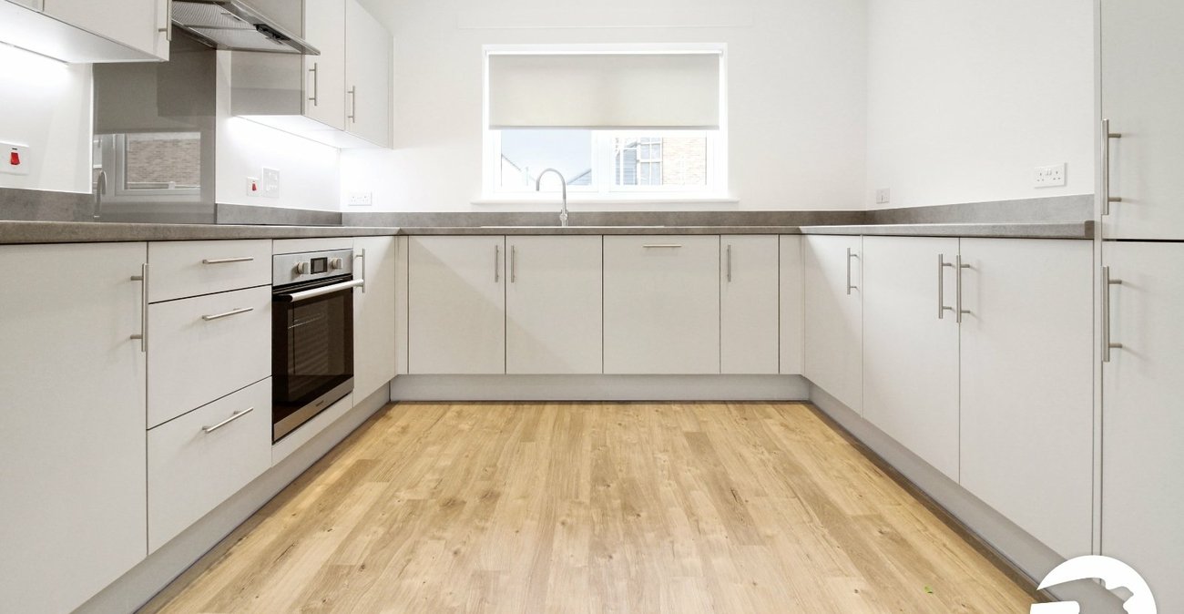 3 bedroom house to rent in Alkerden | Robinson Michael & Jackson