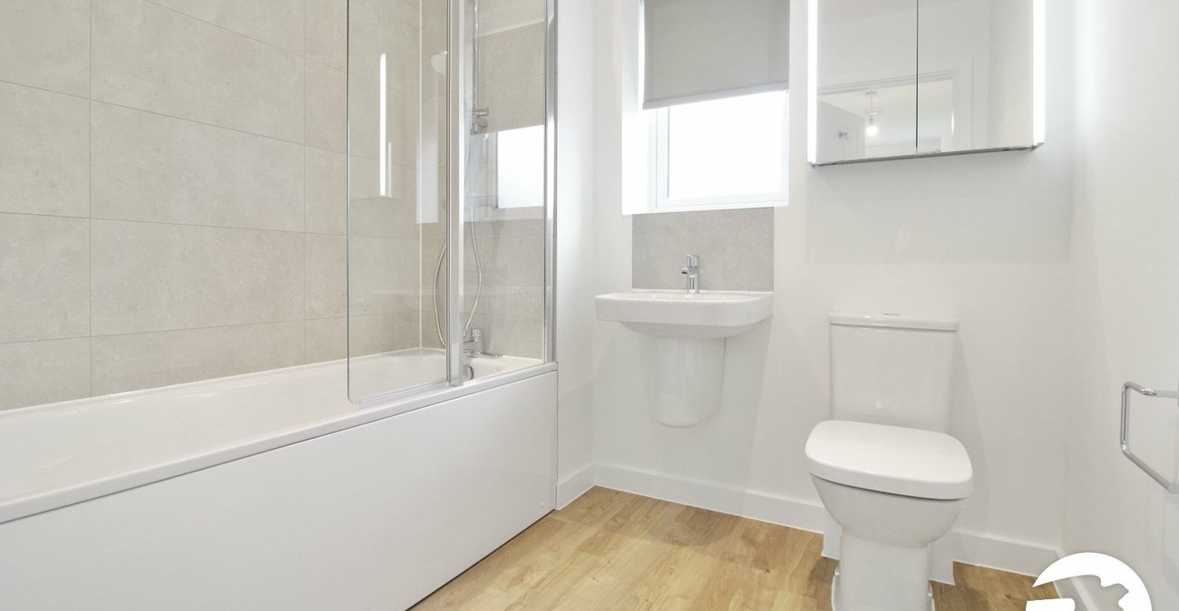 3 bedroom house to rent in Alkerden | Robinson Michael & Jackson