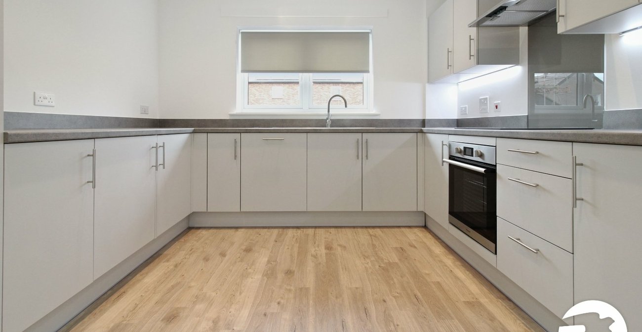 3 bedroom house to rent in Alkerden | Robinson Michael & Jackson