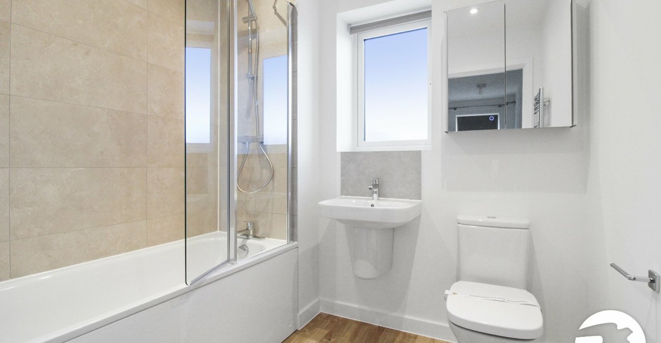 3 bedroom house to rent in Alkerden | Robinson Michael & Jackson