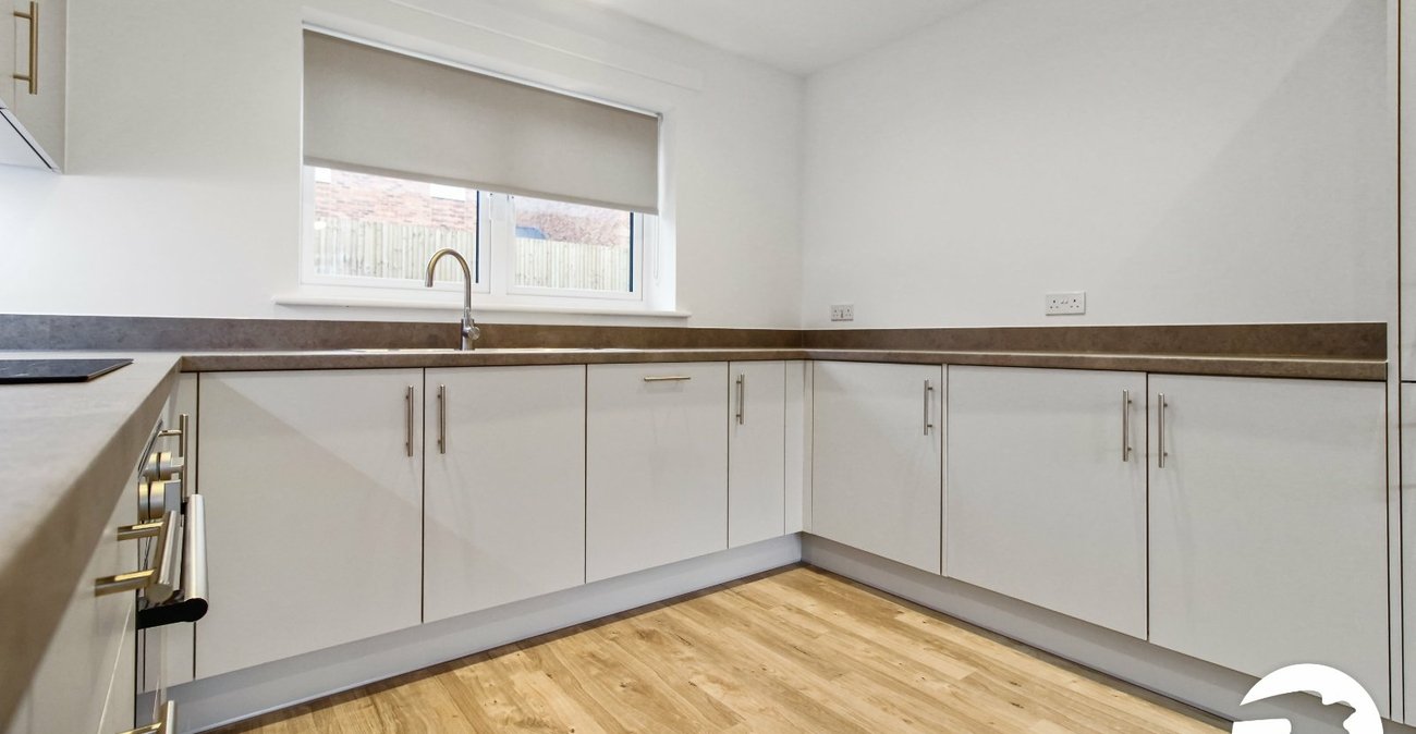 3 bedroom house to rent in Alkerden | Robinson Michael & Jackson