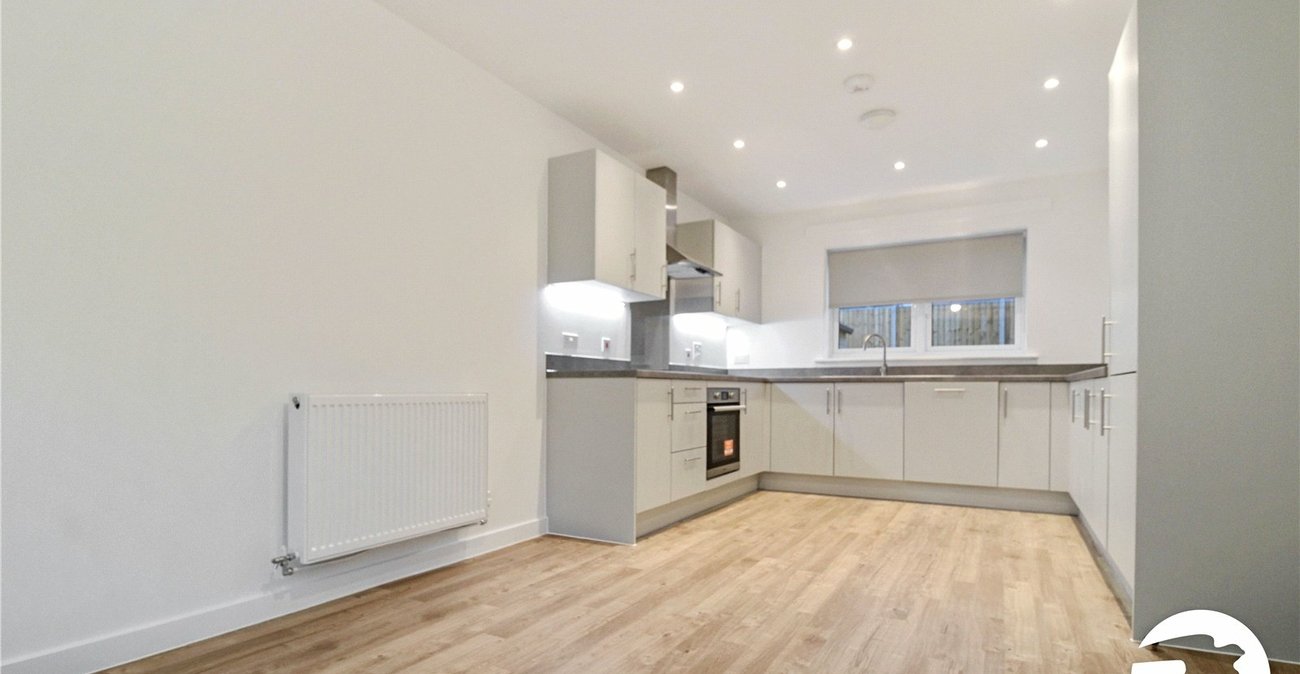 3 bedroom house to rent in Alkerden | Robinson Michael & Jackson