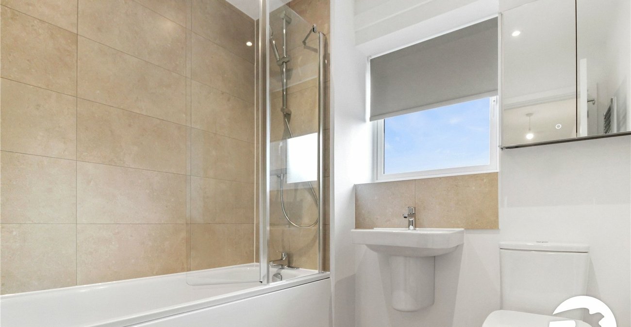 3 bedroom house to rent in Alkerden | Robinson Michael & Jackson