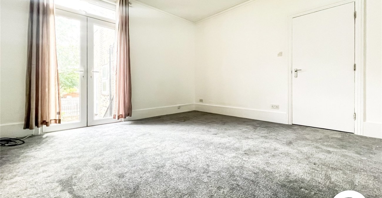 1 bedroom property to rent in Erith | Robinson Jackson