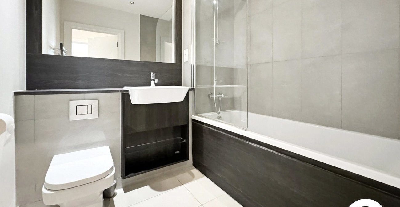 2 bedroom property to rent in Pegasus Way | Robinson Michael & Jackson