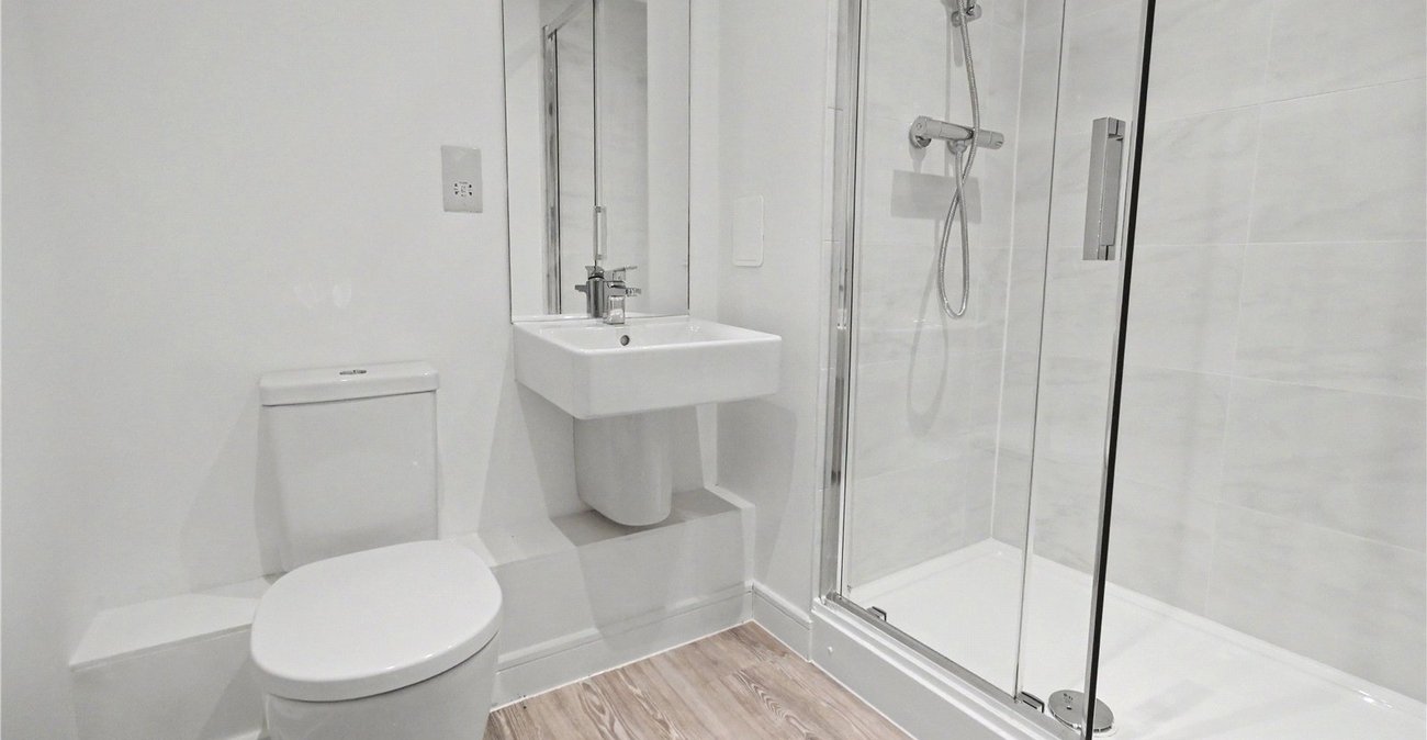 2 bedroom property to rent in Alkerden | Robinson Michael & Jackson