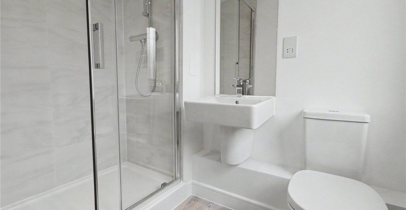 2 bedroom property to rent in Alkerden | Robinson Michael & Jackson