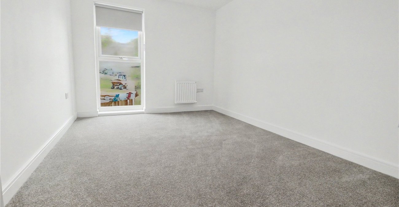 2 bedroom property to rent in Alkerden | Robinson Michael & Jackson