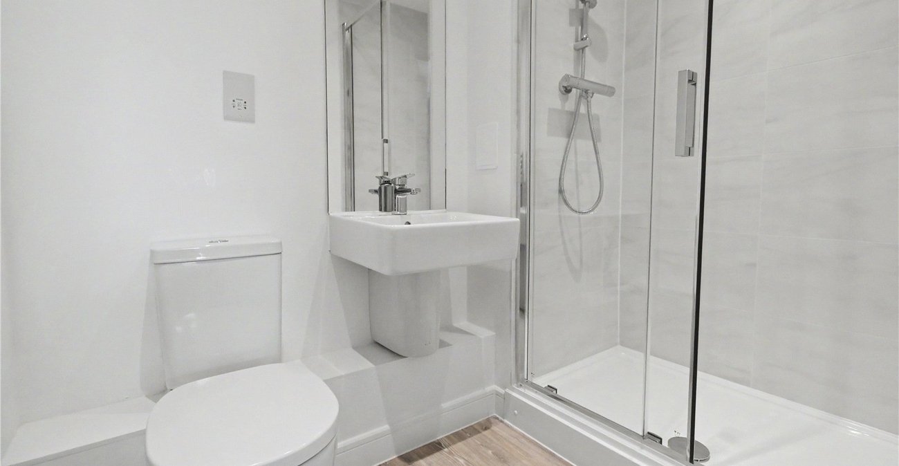 2 bedroom property to rent in Alkerden | Robinson Michael & Jackson