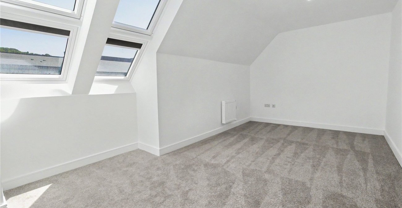 3 bedroom property to rent in Alkerden | Robinson Michael & Jackson