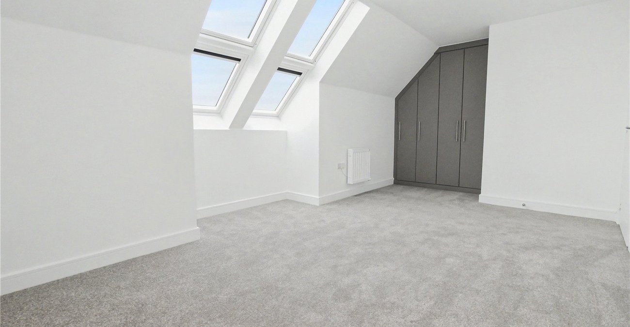 3 bedroom property to rent in Alkerden | Robinson Michael & Jackson