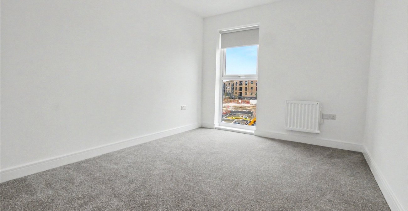 2 bedroom property to rent in Alkerden | Robinson Michael & Jackson