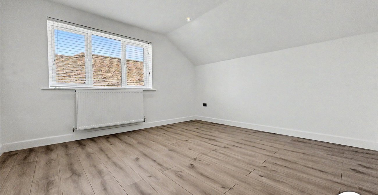 5 bedroom house to rent in Cuxton | Robinson Michael & Jackson