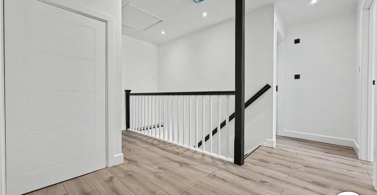 5 bedroom house to rent in Cuxton | Robinson Michael & Jackson