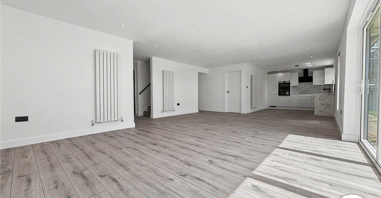 5 bedroom house to rent in Cuxton | Robinson Michael & Jackson