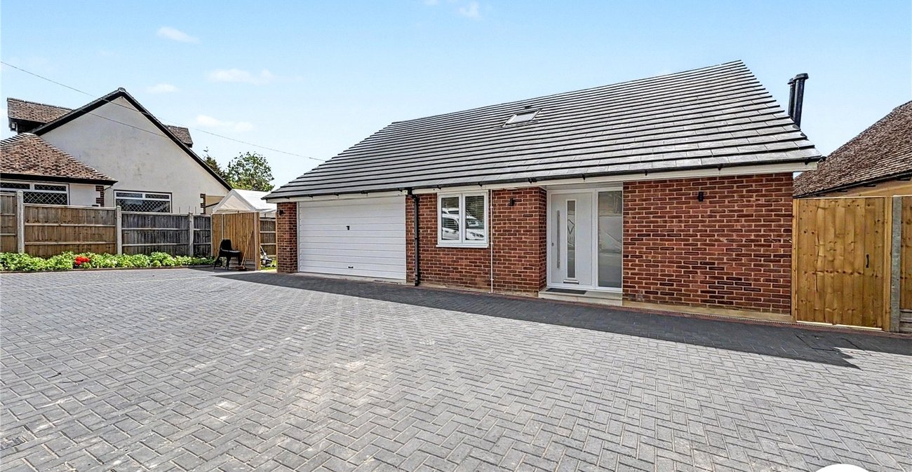 5 bedroom house to rent in Cuxton | Robinson Michael & Jackson