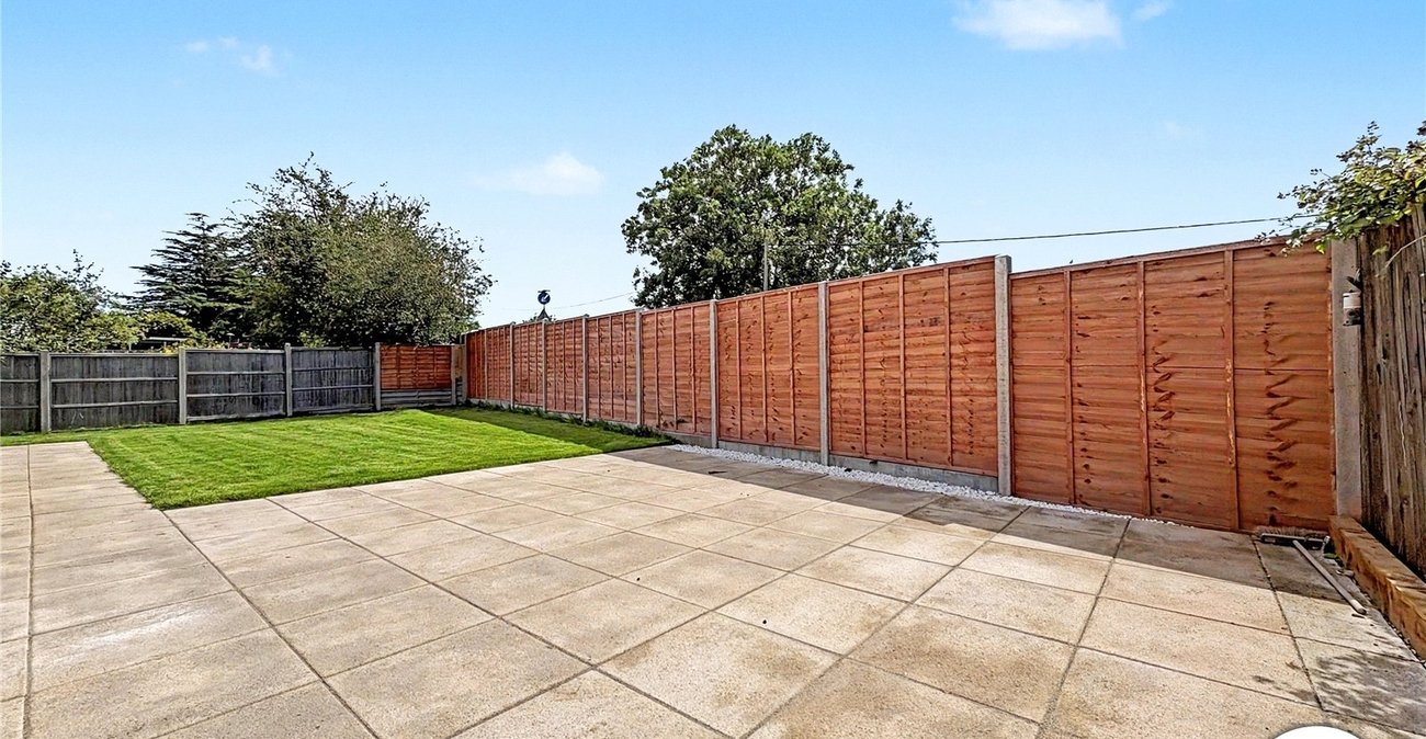 5 bedroom house to rent in Cuxton | Robinson Michael & Jackson