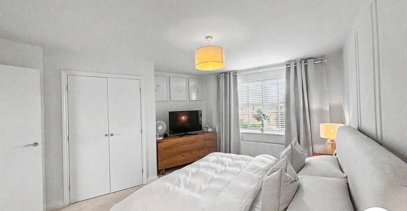2 bedroom property to rent in Dartford | Robinson Jackson