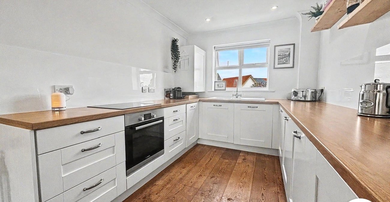 2 bedroom property to rent in Dartford | Robinson Jackson