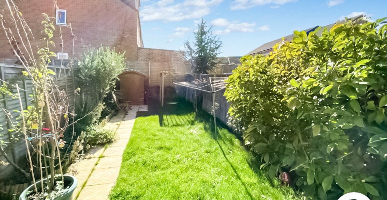 2 bedroom house to rent in Orpington | Robinson Jackson