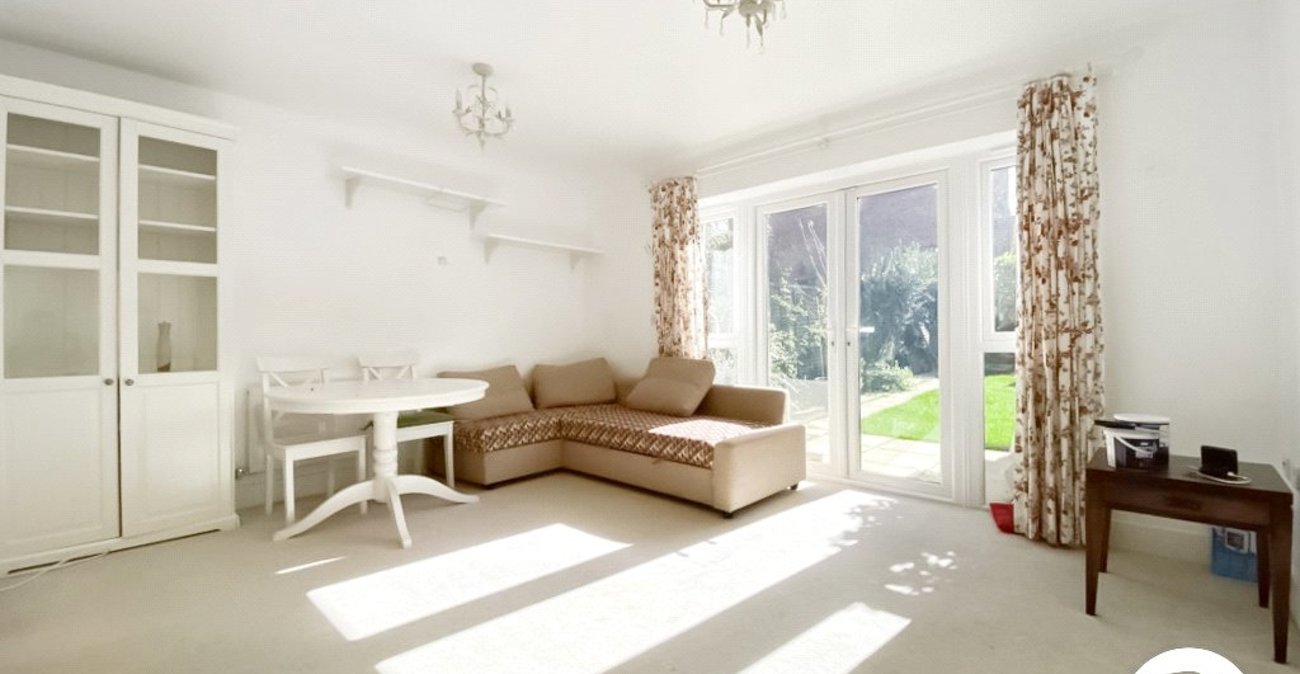 2 bedroom house to rent in Orpington | Robinson Jackson