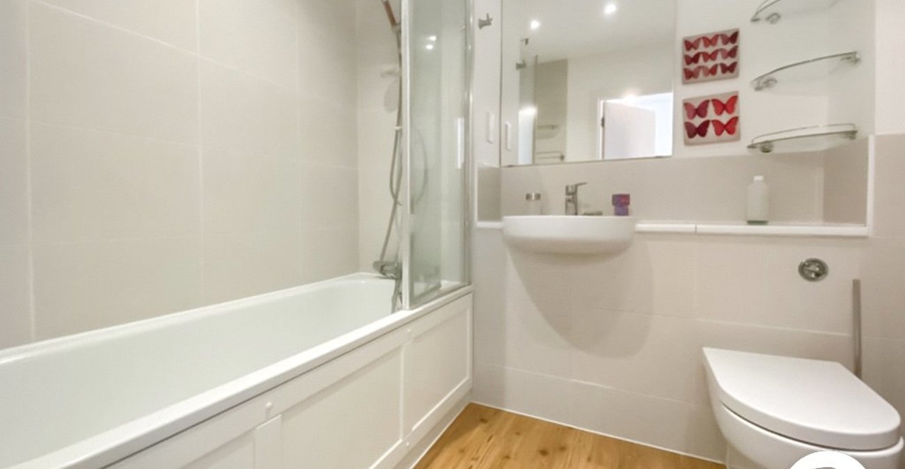 2 bedroom house to rent in Orpington | Robinson Jackson