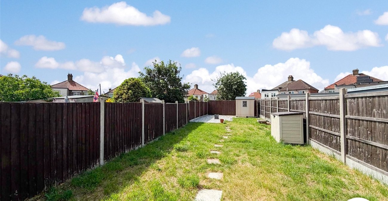 2 bedroom house to rent in Welling | 