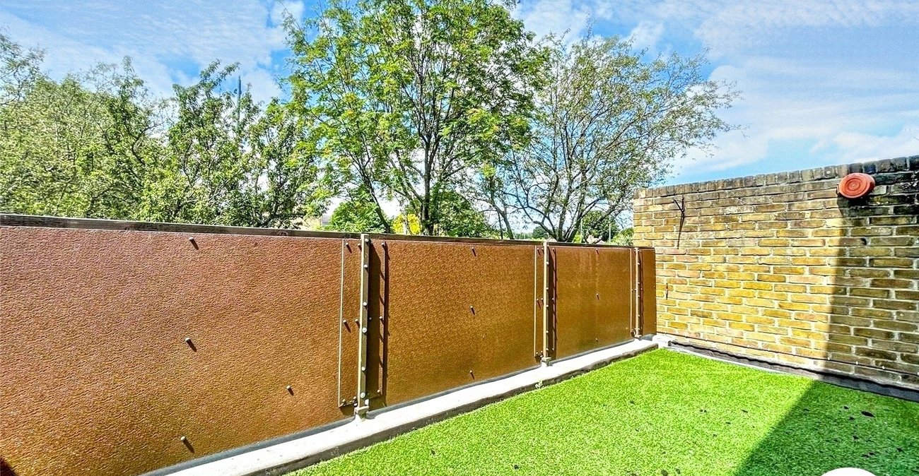 3 bedroom property to rent in Sidcup | Robinson Jackson