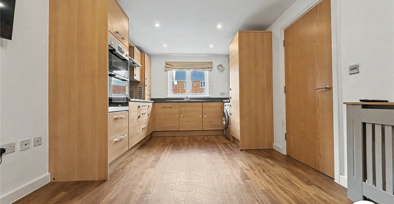4 bedroom house to rent in Wainscott | Robinson Michael & Jackson
