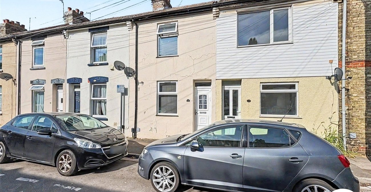 3 bedroom house to rent in Gillingham | Robinson Michael & Jackson