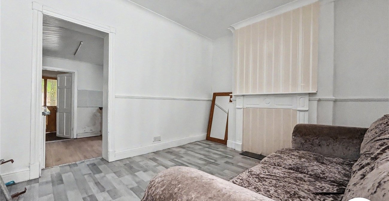 3 bedroom house to rent in Gillingham | Robinson Michael & Jackson