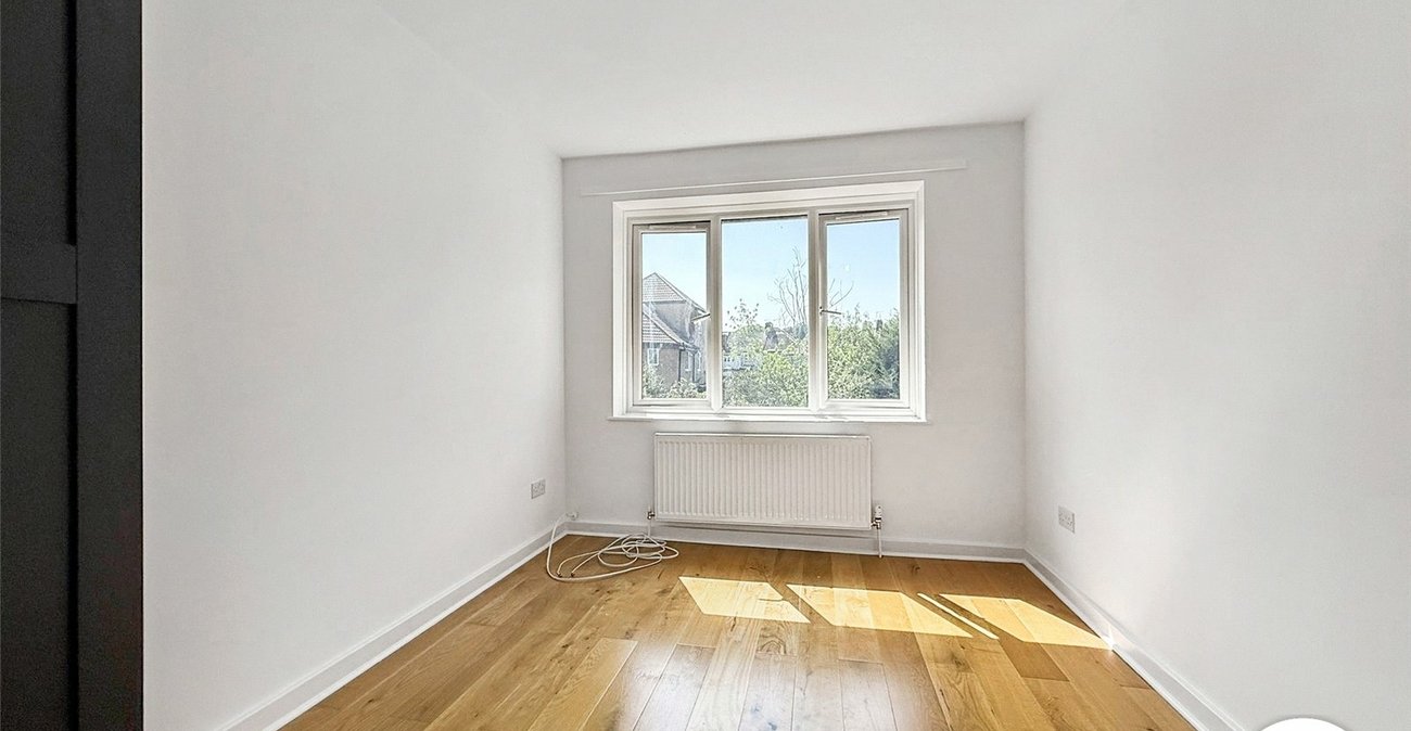 1 bedroom property to rent in London | Robinson Jackson