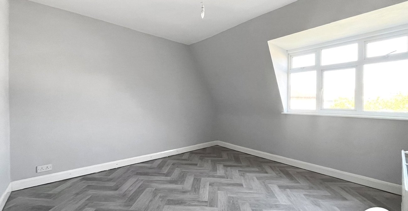2 bedroom property to rent in Dartford | Robinson Jackson