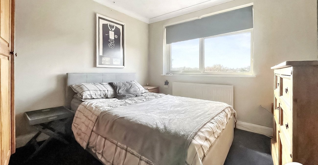 3 bedroom house to rent in Dartford | Robinson Jackson