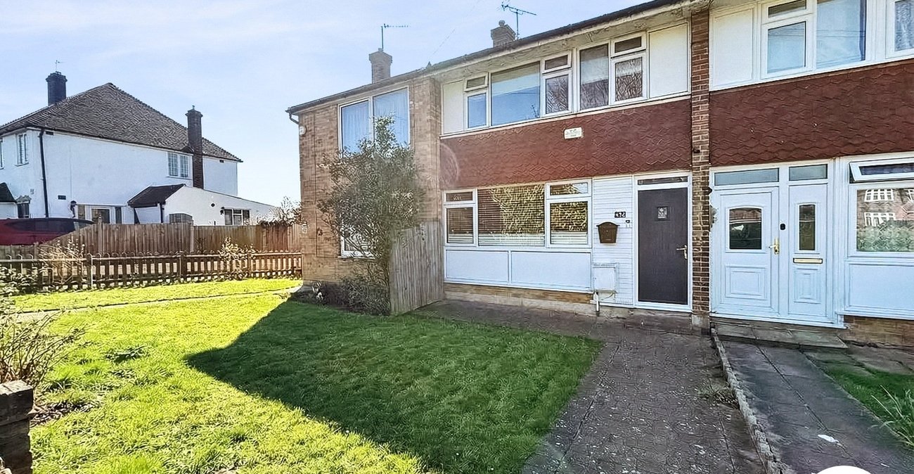 3 bedroom house to rent in Dartford | Robinson Jackson